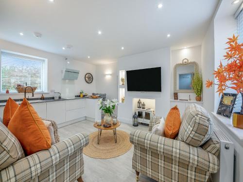 Tweedmouth House | Little Turret
