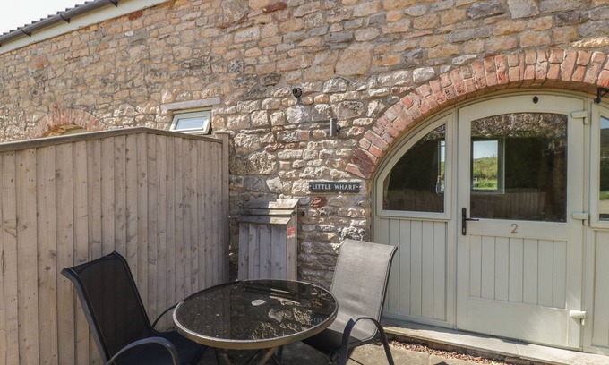 Loxton Cottage | Little Wharf