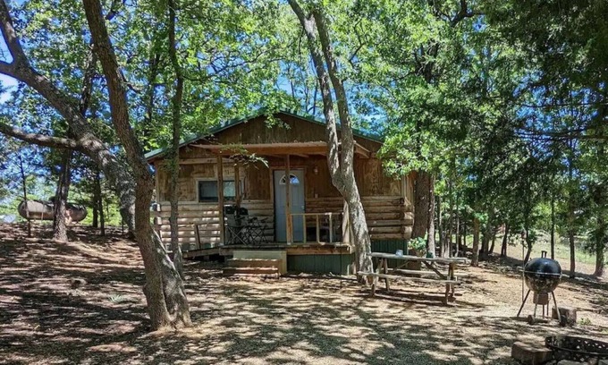 Sulphur Cabin | Little Woods at Gamble Hollow