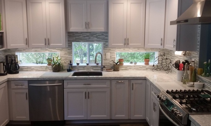San Luis Obispo House | LIVE, LAUGH, LOVE the Hot Tub! Walk to Downtown (~20 min)