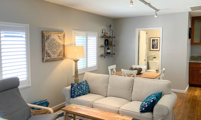 Golden Hill House | Live Like a Local, Explore Like a Tourist in San Diego's Golden Hill!