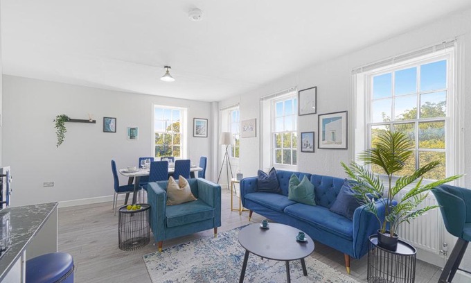 Chiswick Apartment | LiveStay - London Chiswick Apartments with Free Parking