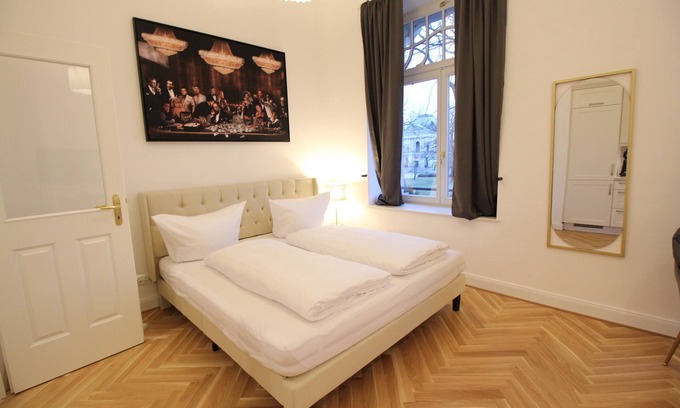Innere Neustadt Apartment | Living in the palace - Optimal location in Dresden