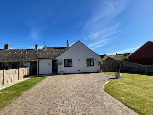 Outwell Apartment | Living Like a Local at Dotties