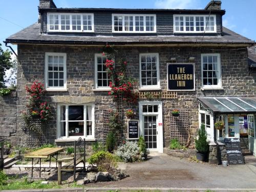 Llandrindod Wells Hotel | Llanerch Inn