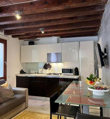 Castello Apartment | LN HOMES VENICE - Ca' Tiepolo
