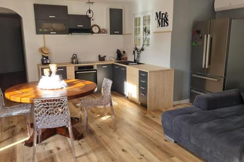 Caremeau Apartment | Loc appart 2 à 4 pers NIMES CHU