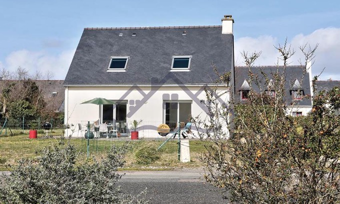 Guilvinec House | LocaLise - M12 -Ty Marjan - Vacances à quelques pas de la mer au Guilvinec - Wifi inclus - linge de lit inclus - Animaux bienvenus - Jardin avec possibilité d'être clos avec grillage