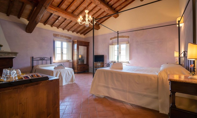 Guardistallo Hotel | Locanda le Giunche