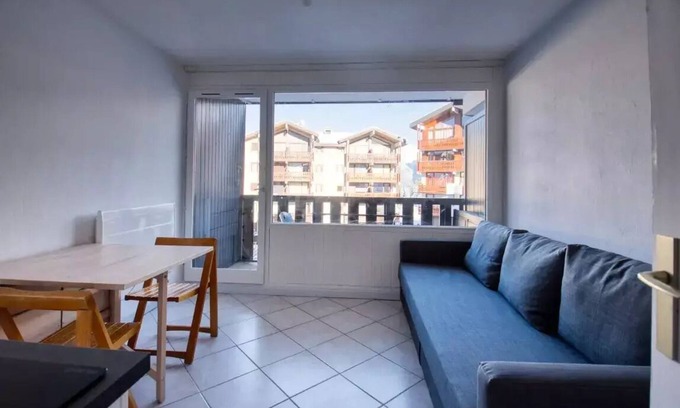 Les Esserts Apartment | Located at the foot of the Morillon 1100 slopes