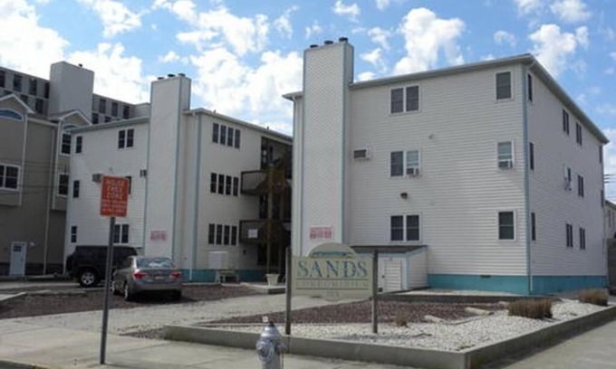 Sea Isle City Condo | Located in the heart of downtown Sea Isle!