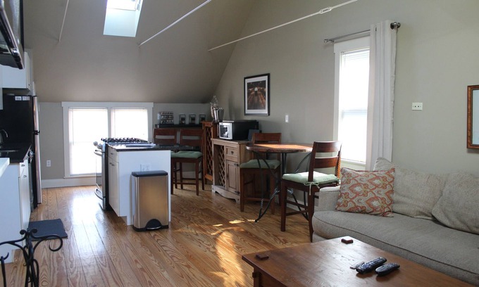 German Village House | Located in the Heart of Historic German Village One Block from Schiller Park