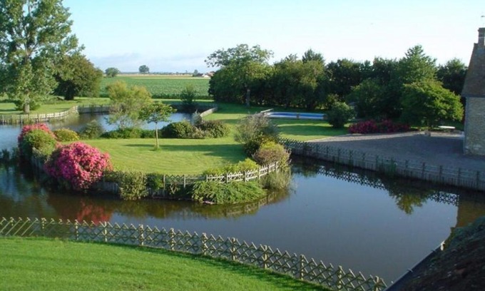 Conge-sur-Orne Villa | Location 30 personnes