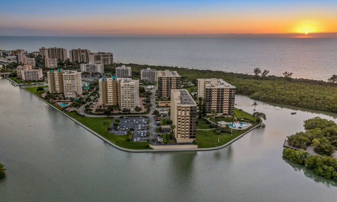 Vanderbilt Beach Condo | Location Location Location Short walk to the beach