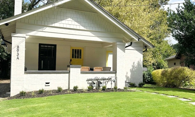 Virginia Highland House | Location! Super walkable & charming midtown stay!