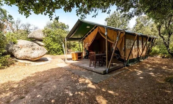 Brousses-et-Villaret House | Lodge Safari Standard 25m² 2 rooms - terrace, in the heart of nature (no sanitary facilities) 5 people