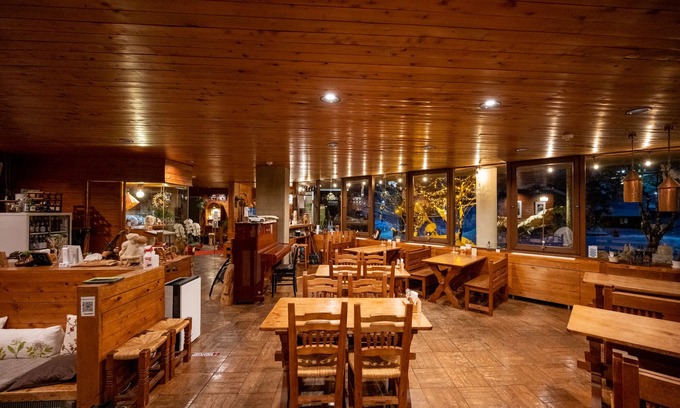Zaoonsen House | Lodge Scole