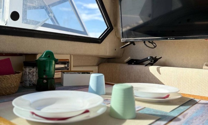 Arrecife Boat Rental | Lodging Rita Seis two steps away from the center of Arrecife and its beaches.