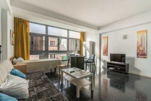 Las Palmas de Gran Canaria Apartment | Loft moderno y luminoso al lado de Las Canteras