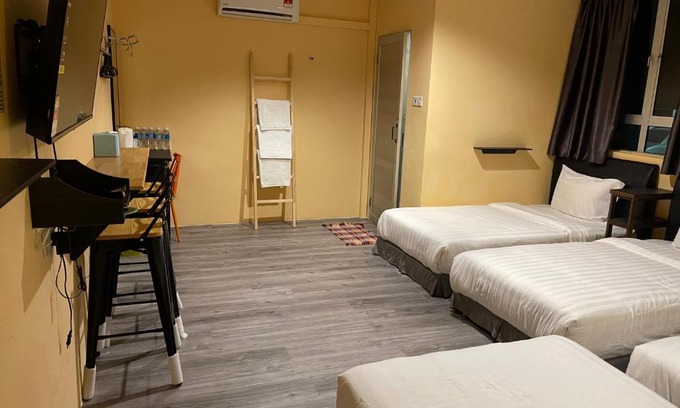 Kapit Hotel | Loft Pals Urbanstay Lodge, Kapit