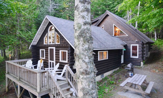 Rangeley Cabin | Log Cabin on North Shore of Beautiful Rangeley Lake