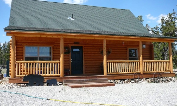 Warm Springs Cabin | Log Home in Warm Springs Ranch, Fairplay, CO STR License 24-0249n