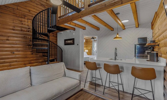 Cashiers Hotel | Log Suite at our Boutique Bed and Brewery