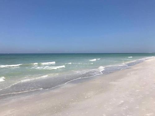 Sanibel House | Loggerhead Cay #322