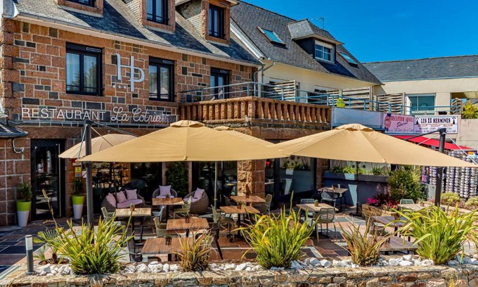 Perros-Guirec Hotel | Logis Hôtel du Parc