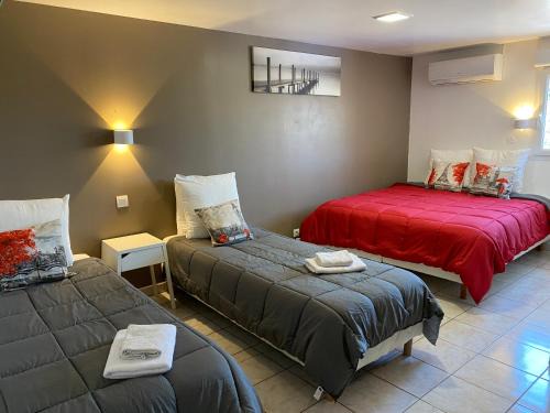 Marseillan Hotel | LOGIS Hôtel La Chaumière