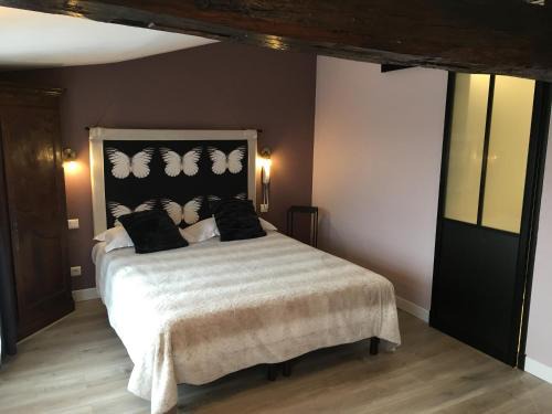 Le Gua Hotel | Logis Hôtel Le Moulin de Chalons