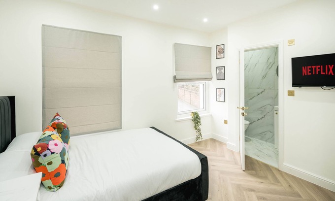 Putney Apartment | London Studio 5