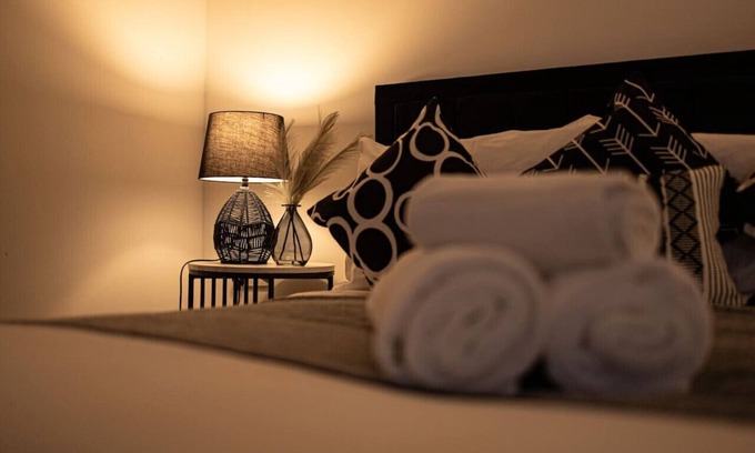 Watford Apartment | London/Watford, 8 single beds, great location