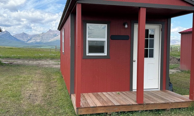 Browning Cabin | Lone Walker
