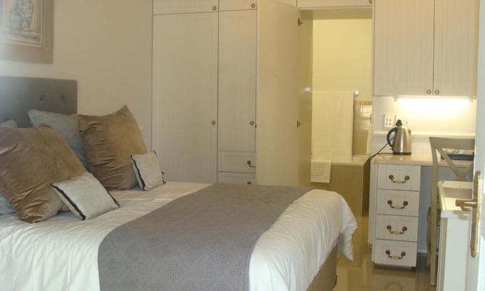 Lone Hill House | Lonehill - Suite 2