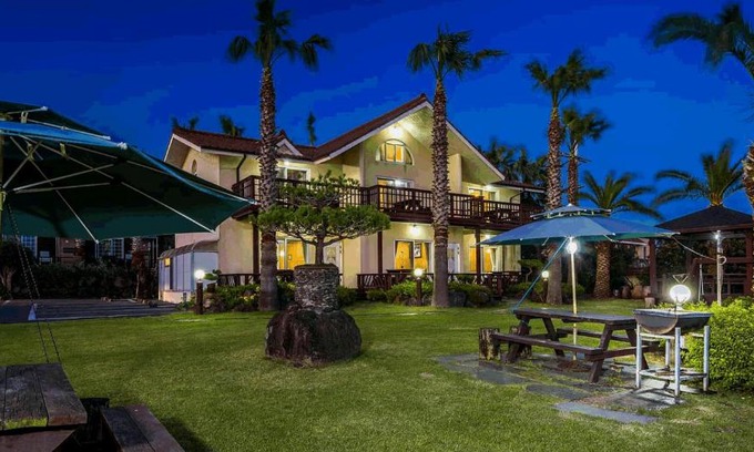 Namwon House | Long Beach Pension