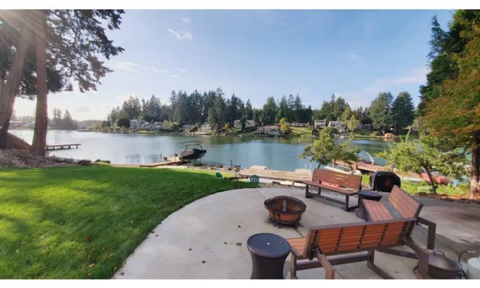 Lacey House | Long Lake Oasis: To recharge or Work with a view