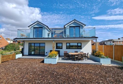 Weymouth House | Longshore Drift