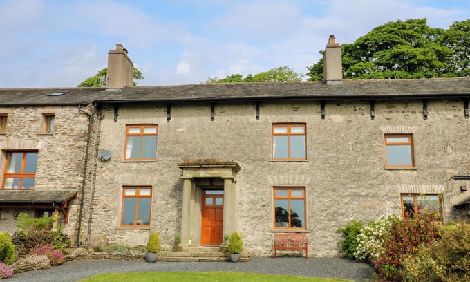 Bretherdale Cottage | LONGWELL HOUSE, character holiday cottage in Selside Near Kendal