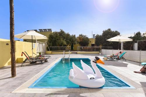 Ingenio Villa | Los Algodones Cottage with Pool by VillaGranCanaria