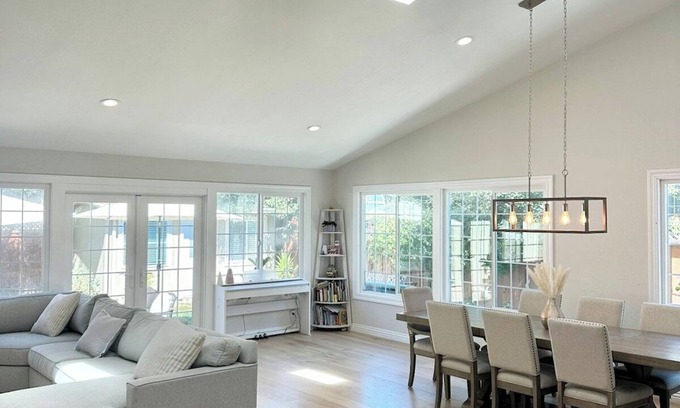 West San Jose House | Louis SJ · Family Home w/Gym & Office in Prime Location