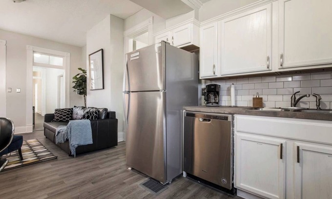 Shelby Park House | Louisville Dream House 4BR/2BA by CozySuites