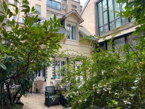 Quartier de la Maison-Blanche House | Love House - Maison entière et son jardin - Rare à Paris