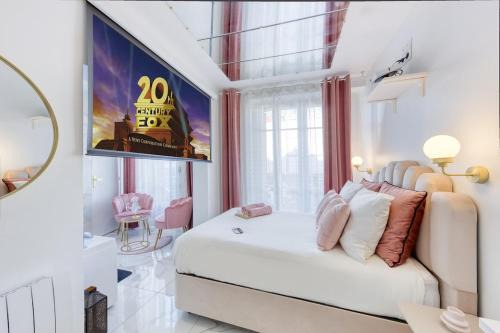 Les Pavillons-sous-Bois Apartment | Love Room Suite Jacuzzi