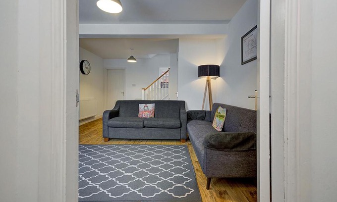 Chester House | Love Street Cottage