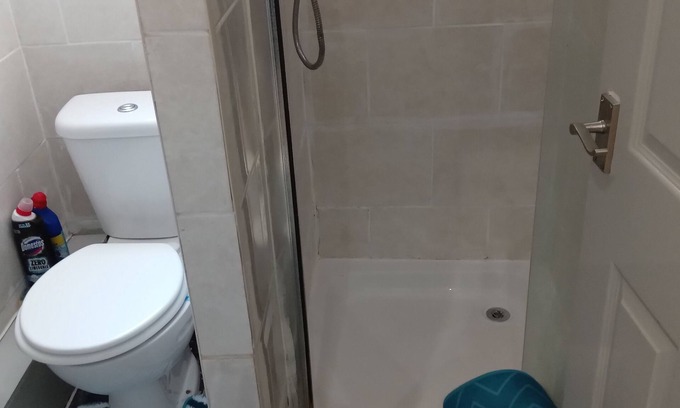 Lewisham Apartment | Lovely 1 bedroom apartment with garden