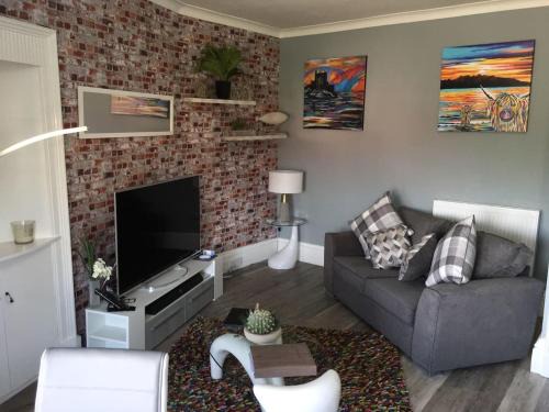 Hawick Apartment | Lovely 2- Bed Apartment in Hawick