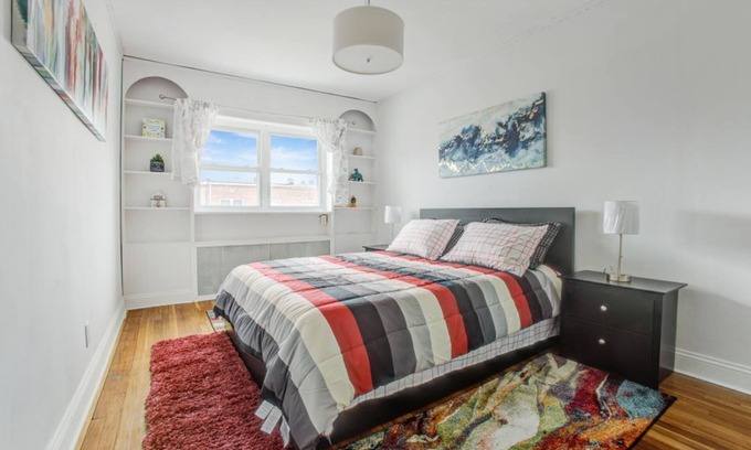 Canarsie Apartment | Lovely 3 bedroom Apartment with full kitchen, DR/4 beds/1.5Bathroom