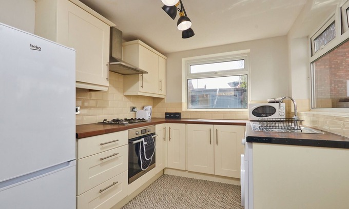 Hartlepool House | Lovely 4-Bedroom House in Hartlepool Neighborhood