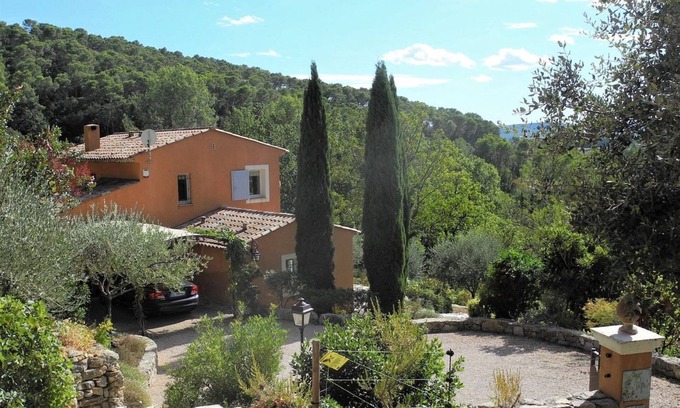 Lorgues Villa | Lovely 5* Provençal villa with heated pool and full air conditioning